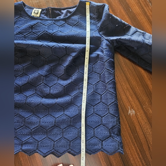 Anne Klein Navy Hexagon Pattern Embroidered Top Round Neck Long Sleeve Sz 2 NWT - Picture 7 of 16